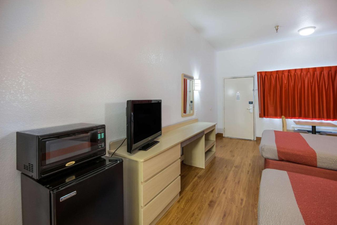 Motel 6-Humble, Tx Exterior photo